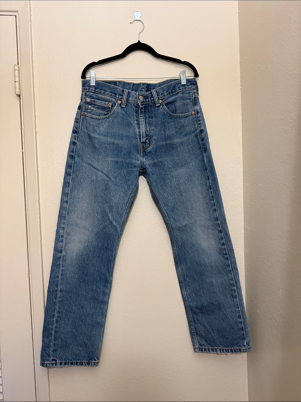 Classic Levi’s 505 Relaxed Unisex “Boyfriend”Style Blue Jeans Size W 32 L 29